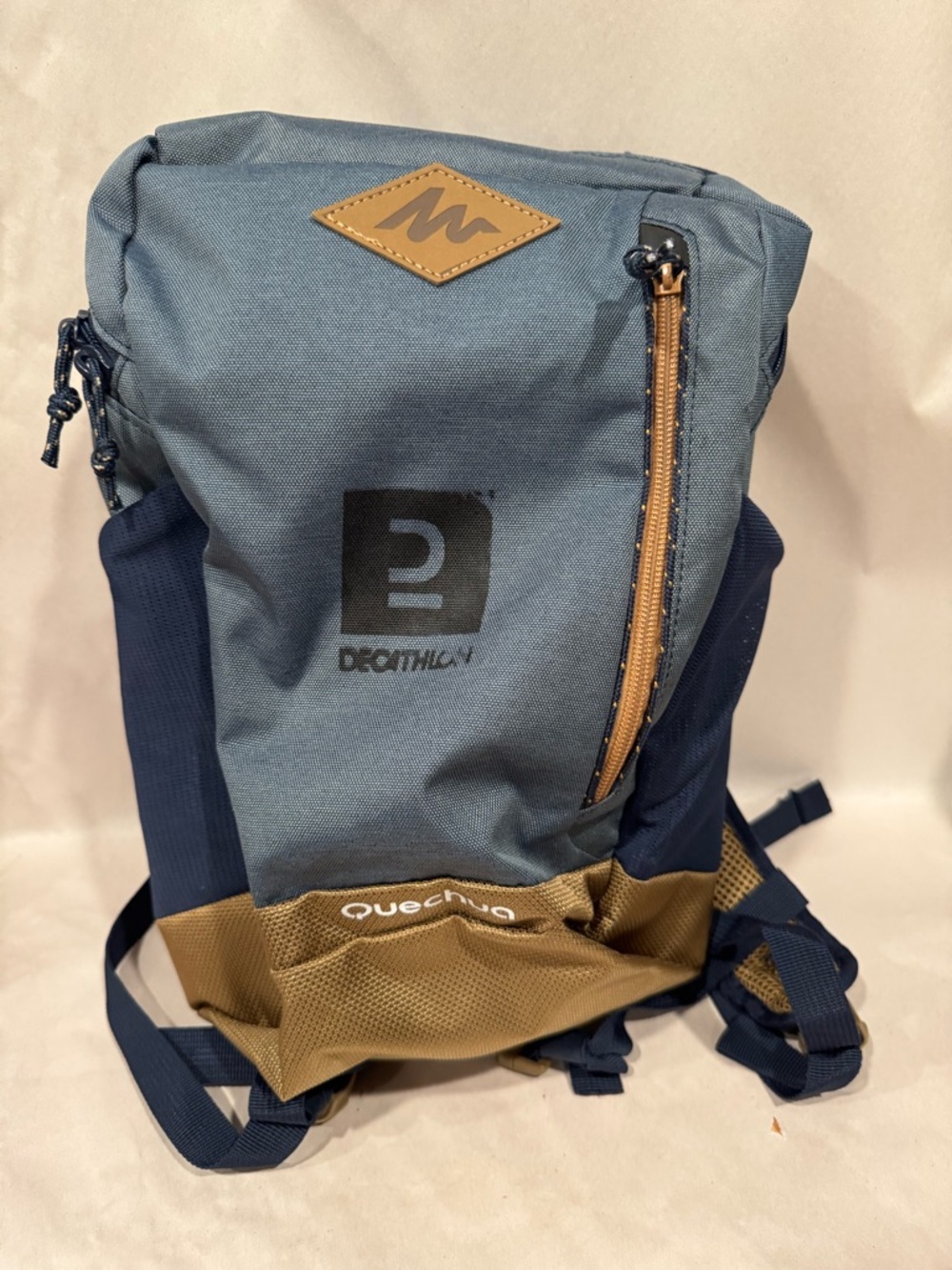 Decathlon Quechua NH500 Adjustable 20L Backpack Blue Brown Perfect New NWOT